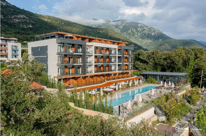 EXKLUSIVES ANGEBOT — LUXUS-STUDIO IN MONTENEGRO